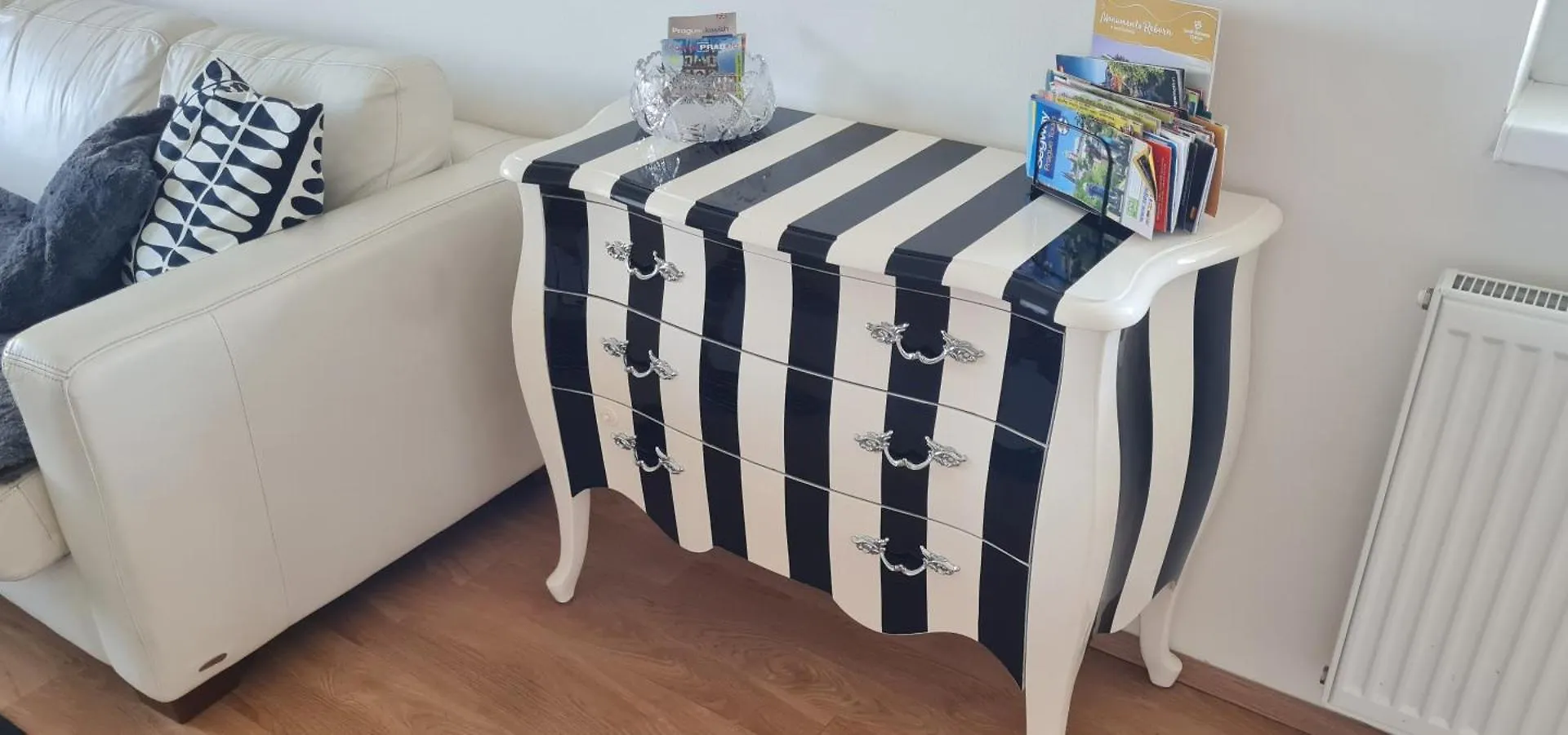 Prostorny 3 Pokojovy Apartman S Dvema Terasami Prag Tjeckien