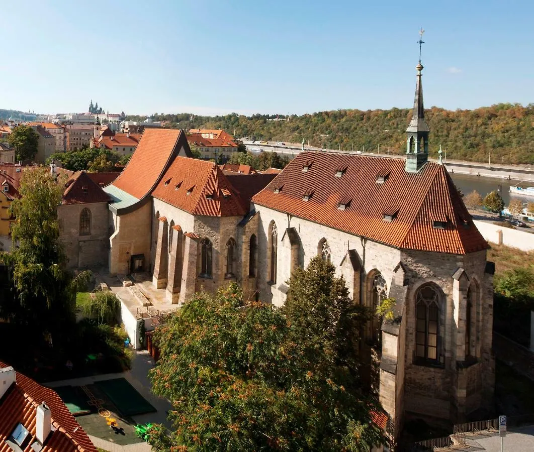 Lägenhet Prostorny 3 Pokojovy Apartman S Dvema Terasami Prag