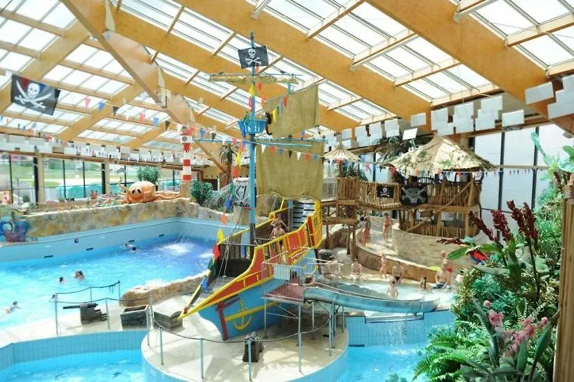 Prostorny 3 Pokojovy Apartman S Dvema Terasami Prag