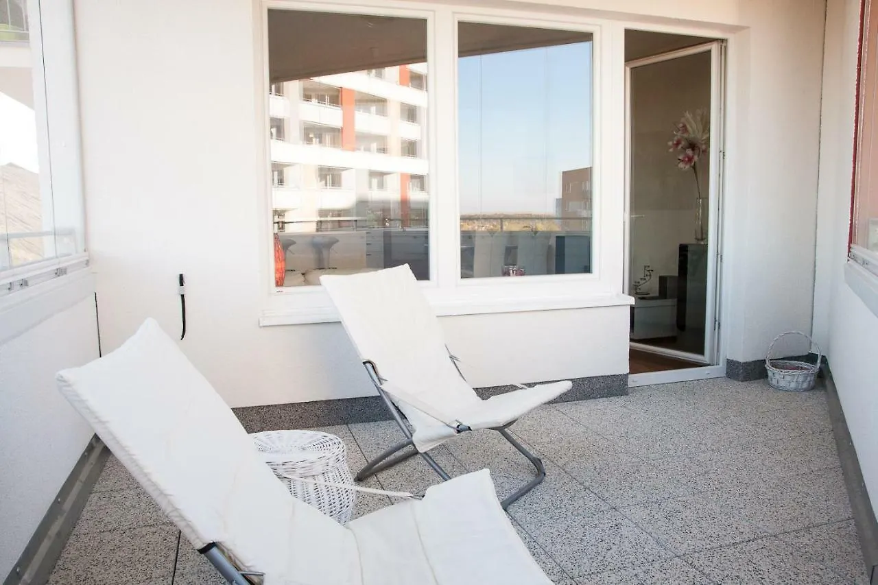 Prostorny 3 Pokojovy Apartman S Dvema Terasami Prag