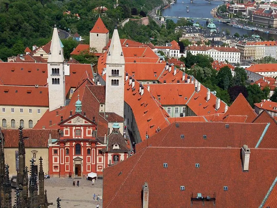 Prostorny 3 Pokojovy Apartman S Dvema Terasami Prag 0*,